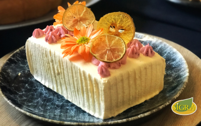 CAKE DE NARANJA CON CREMA DE YOGURT